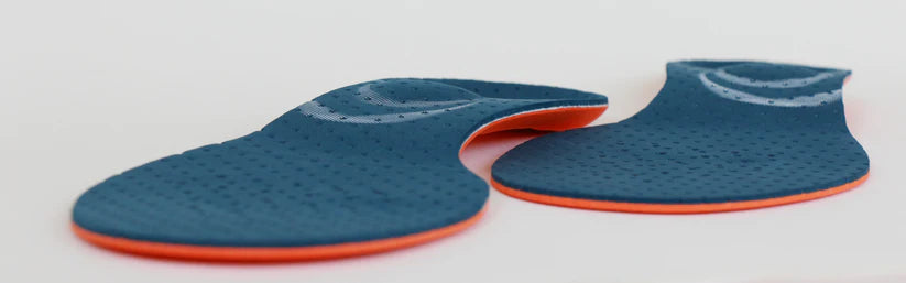 ラケットスポーツ専用インソール T4正面